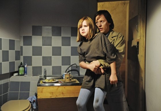 أفضل-15-فيلم-عن-متلازمة-ستوكهولم